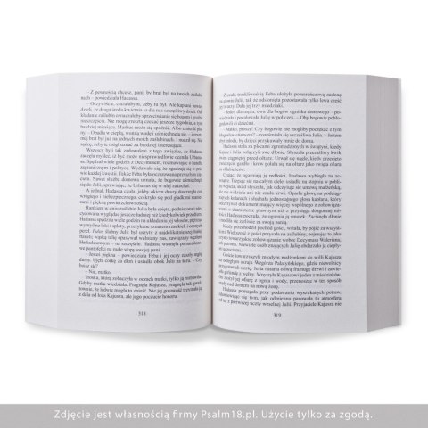 PAKIET PREZENTOWY: Znamię Lwa Trylogia - Francine Rivers - Głos w wietrze + Echo w Ciemności + Jak świt poranka + Mapa PAKIET PREZENTOWY: Znamię Lwa Trylogia - Francine Rivers - Głos w wietrze + Echo w Ciemności + Jak świt poranka + Mapa