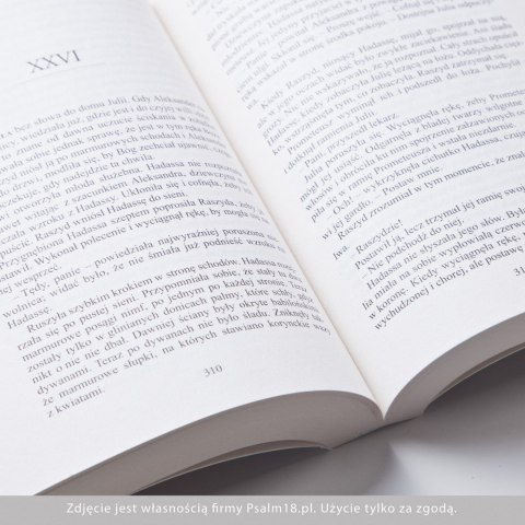 PAKIET PREZENTOWY: Znamię Lwa Trylogia - Francine Rivers - Głos w wietrze + Echo w Ciemności + Jak świt poranka + Mapa PAKIET PREZENTOWY: Znamię Lwa Trylogia - Francine Rivers - Głos w wietrze + Echo w Ciemności + Jak świt poranka + Mapa