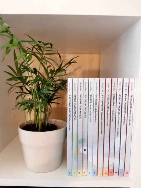 PAKIET PREZENTOWY: SZKOŁA CHARAKTERU - 12 książek + CD-MP3 + numerowana zakładka