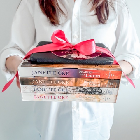 PAKIET PREZENTOWY #PragnieniaSerc: Pewnego razu latem + Powiew jesieni + Zima nie trwa wiecznie + Wiosenna obietnica + audiobook